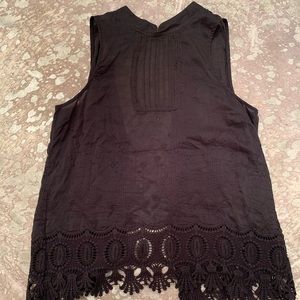 Sleeveless blouse